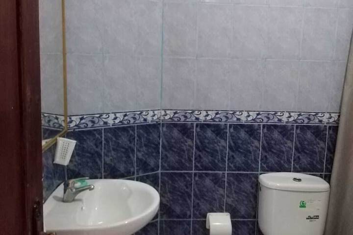 Room 15 of 23