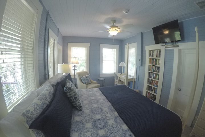 Room 17 of 53