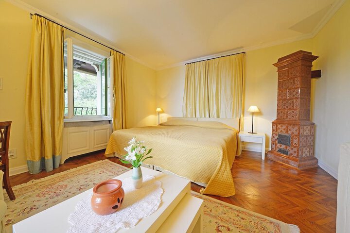 Room 14 of 39