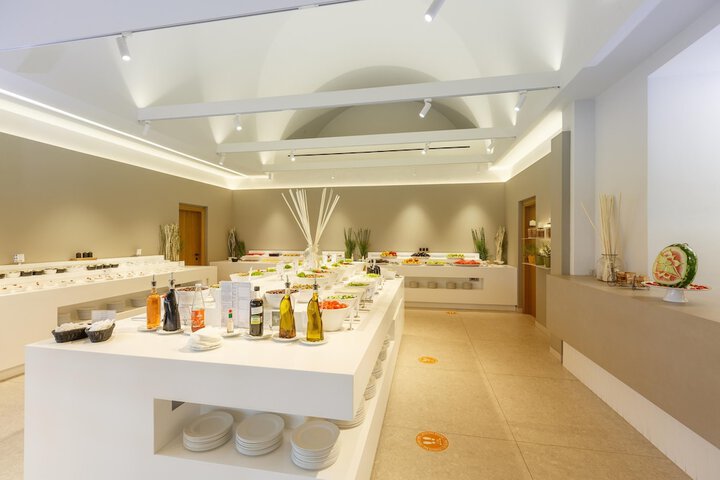 Dining 123 of 209