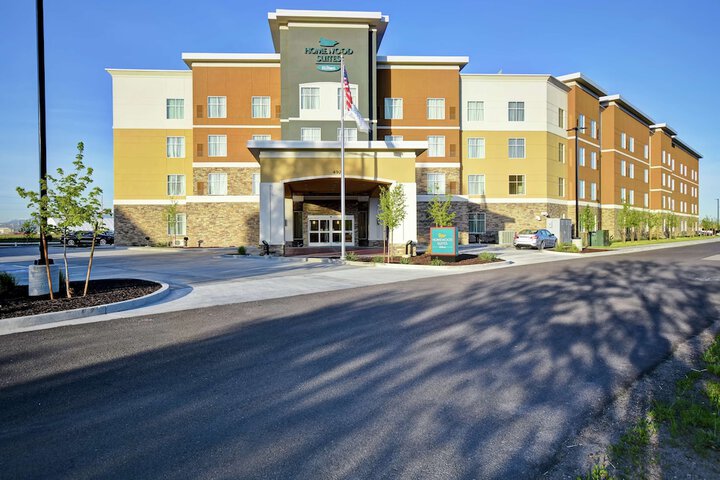 Homewood Suites By Hilton Salt Lake City Airport Slc Airport Ut 4923 West Douglas Corrigan Way 84116