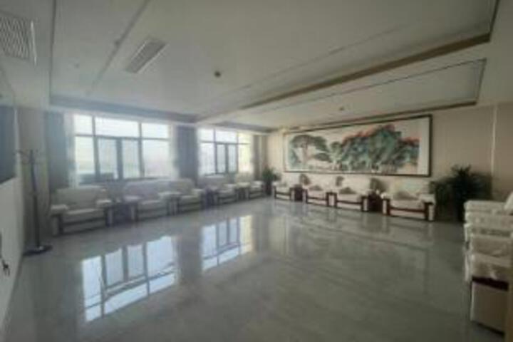 Room 4 of 23