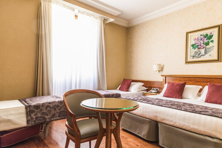 Room 35 of 129