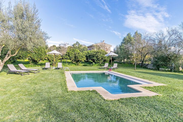 Pools & Facilities