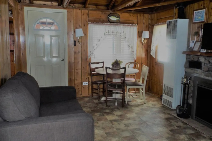 Image of Crooked Lake Resort Cabin 2: