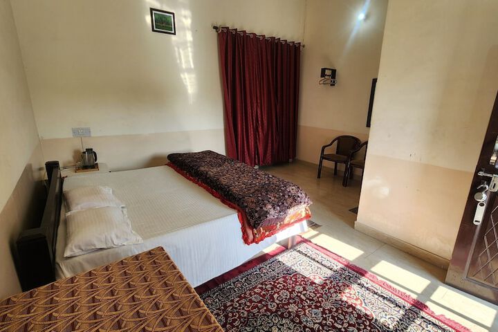 Room 3 of 29