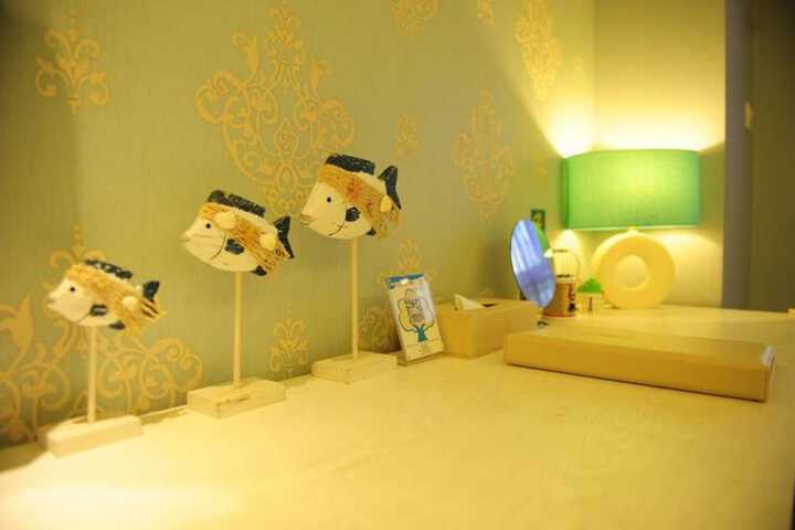 Room 5 of 44