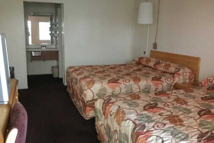 Premium Queen Bed (6 of 6)