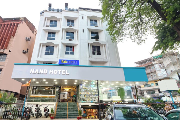 FabHotel Nand