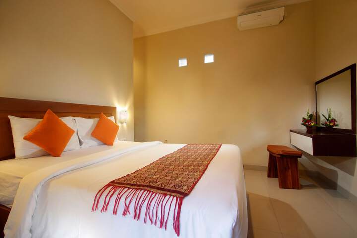 Room 12 of 64