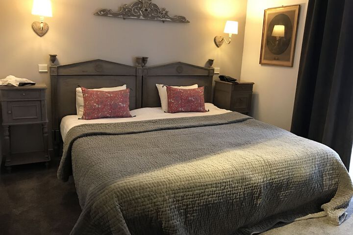 Room 12 of 36