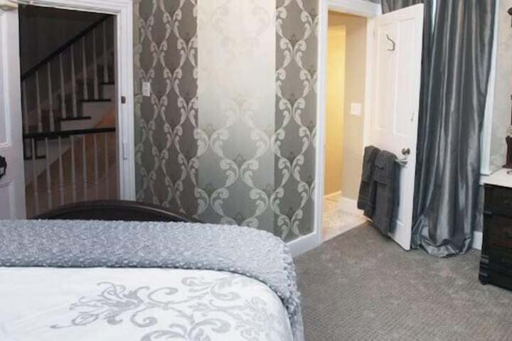 Room 19 of 46