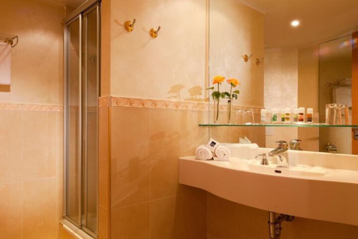Clean Restrooms