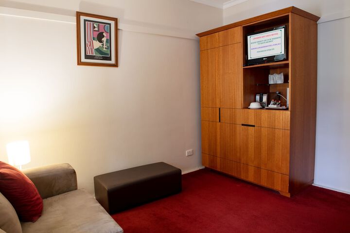 Room 20 of 38
