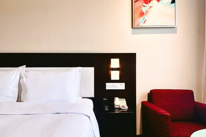 Room 18 of 54