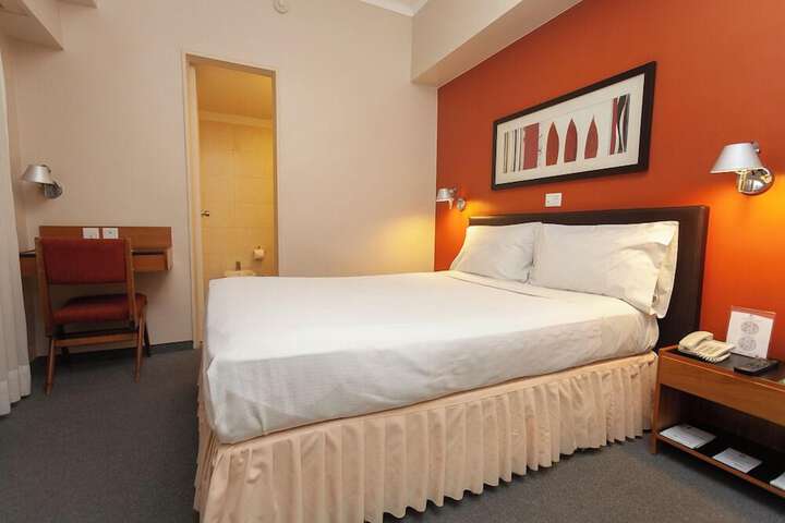 Room 8 of 44