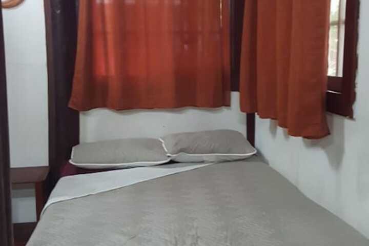 Room 3 of 46
