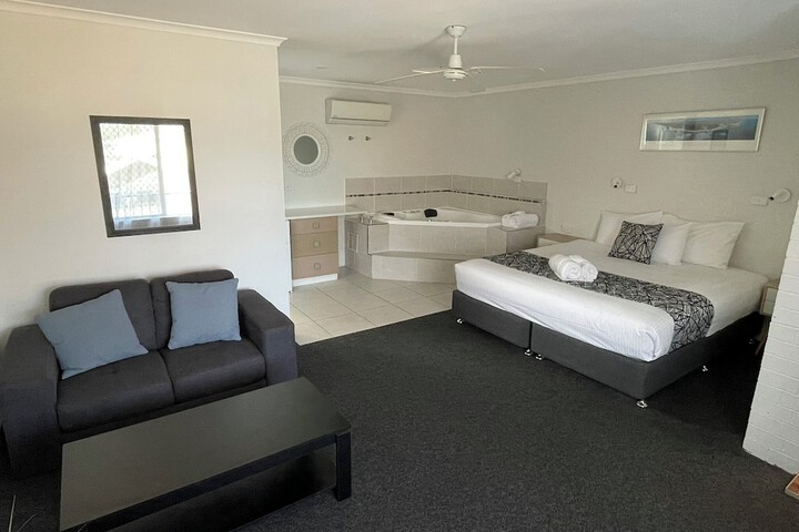 Room 22 of 70