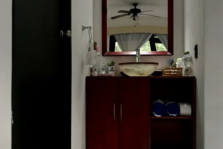 Room 95 of 115