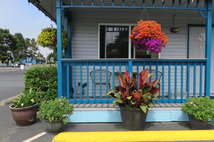 Mermaid Inn in Long Beach, WA