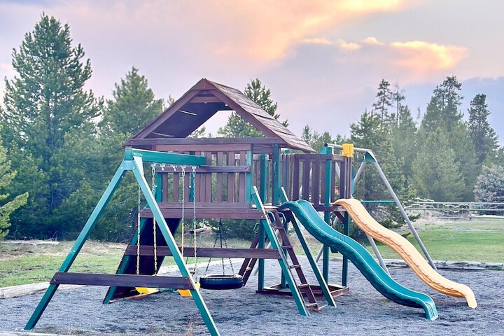 Children's play area - outdoor