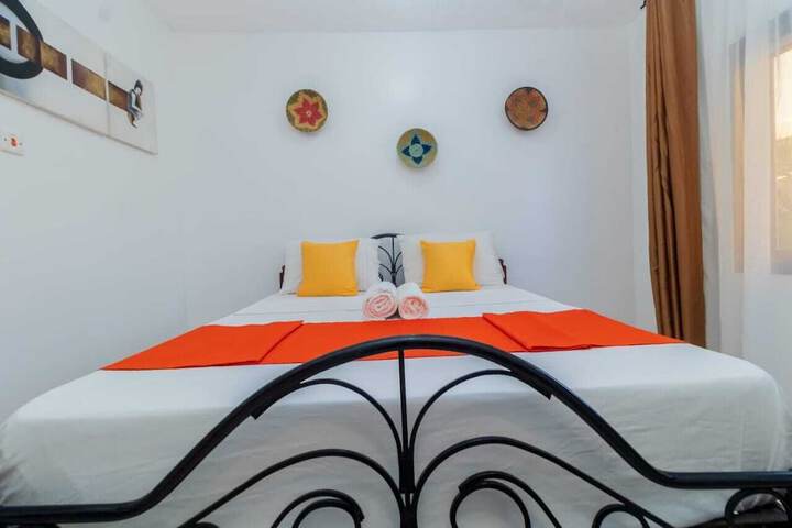 Room 6 of 48