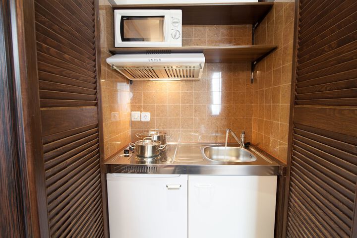Private kitchenette