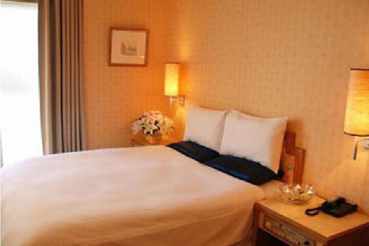 Asia Emperor Hotel