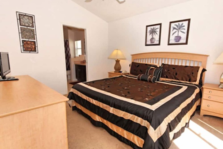 Room 3 of 28