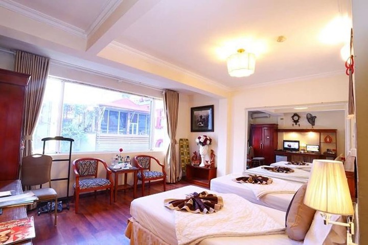 Room 15 of 22