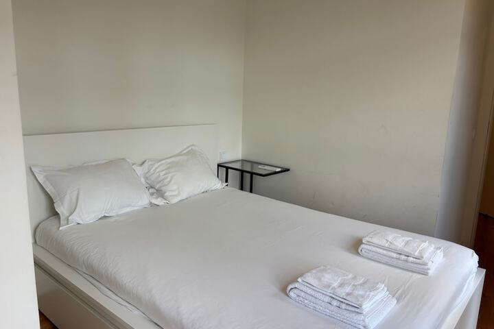 Room 73 of 287