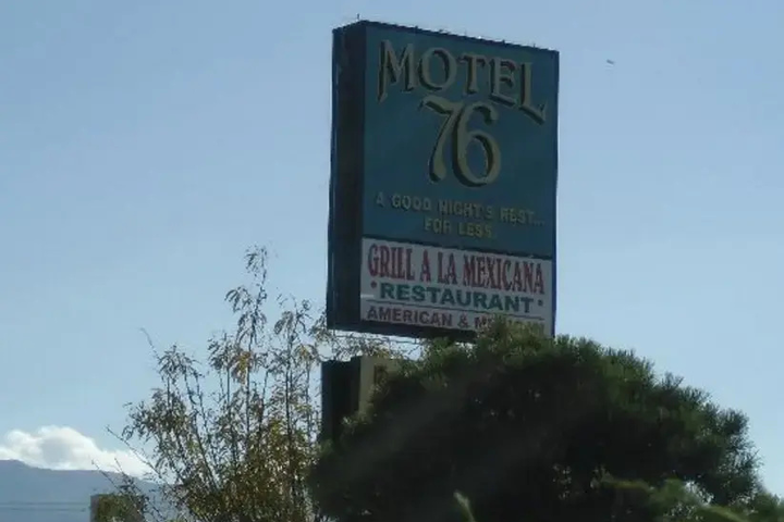 Motel 76