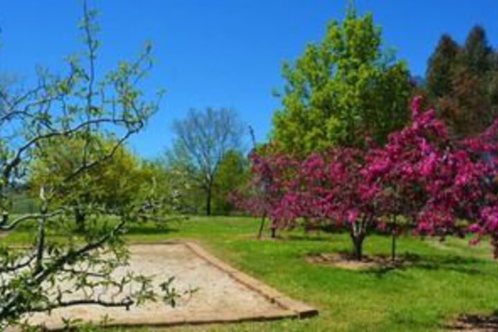 Hotel Exterior 25 of 54