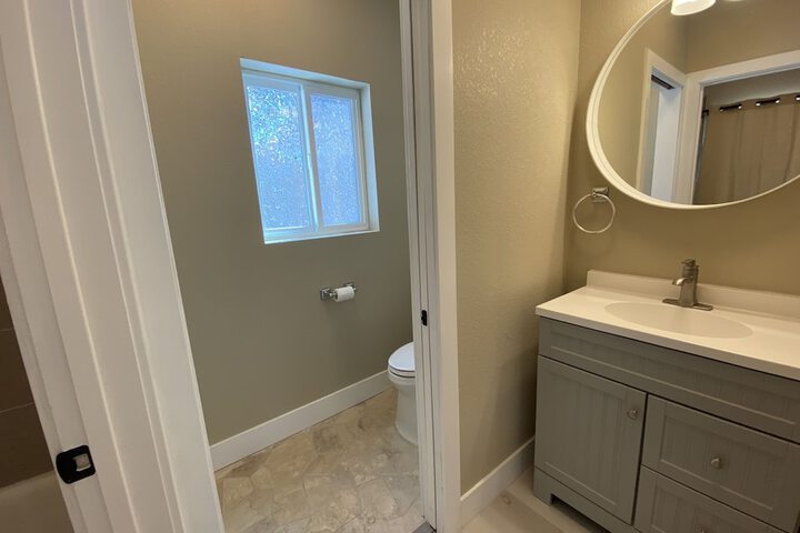 Room 16 of 19