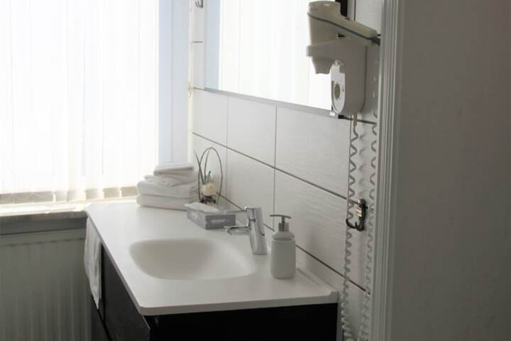 Room 8 of 55