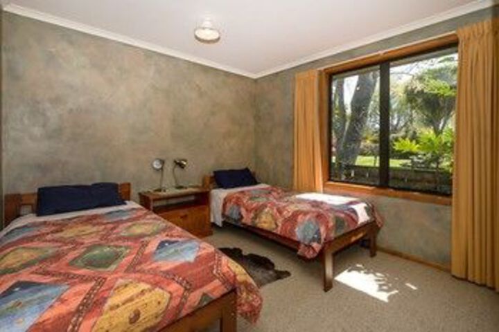 Room 73 of 222