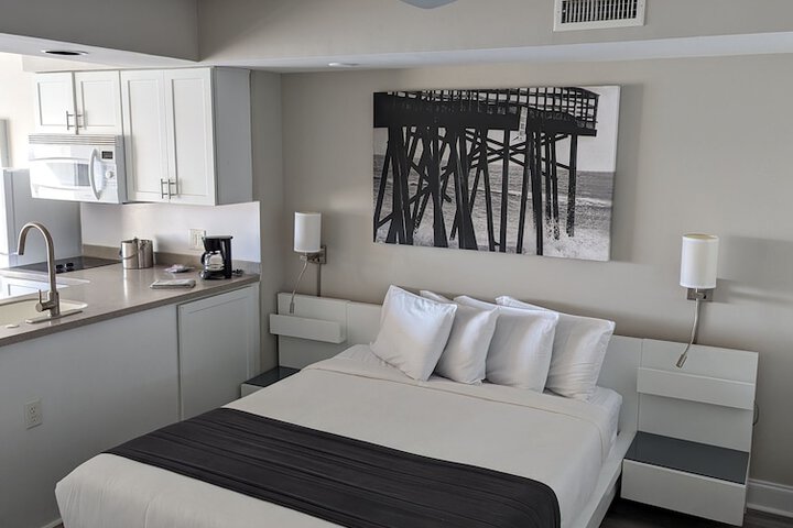 Room 2 of 11