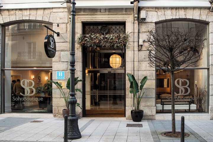 Hotel 55 of 56