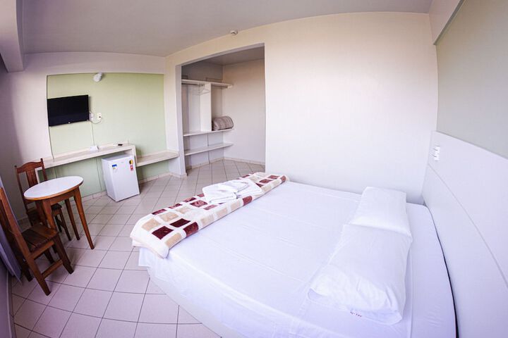 Room 3 of 14