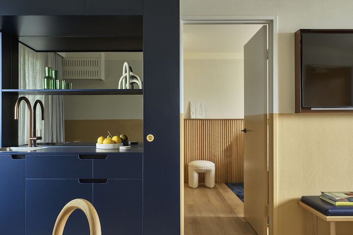 Room 10 of 70