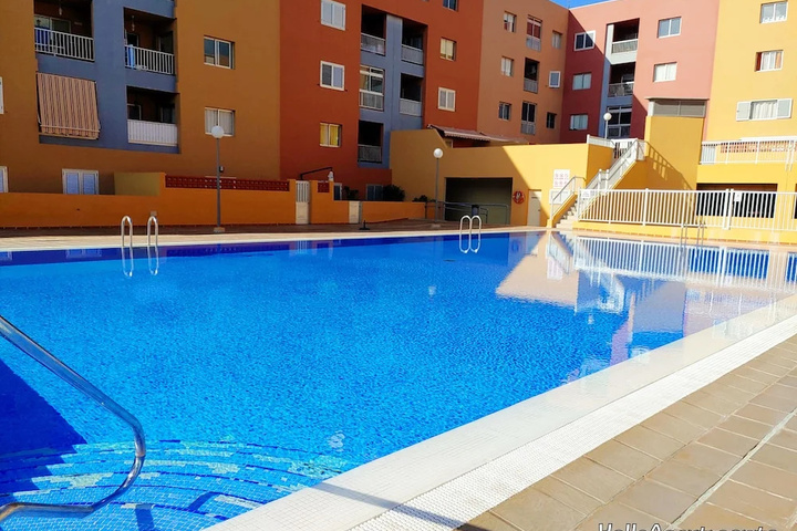 Pool 12 of 21