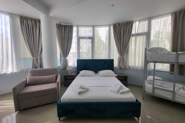Room 19 of 68