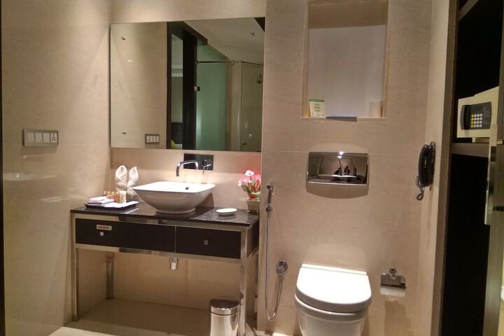 Room 18 of 55