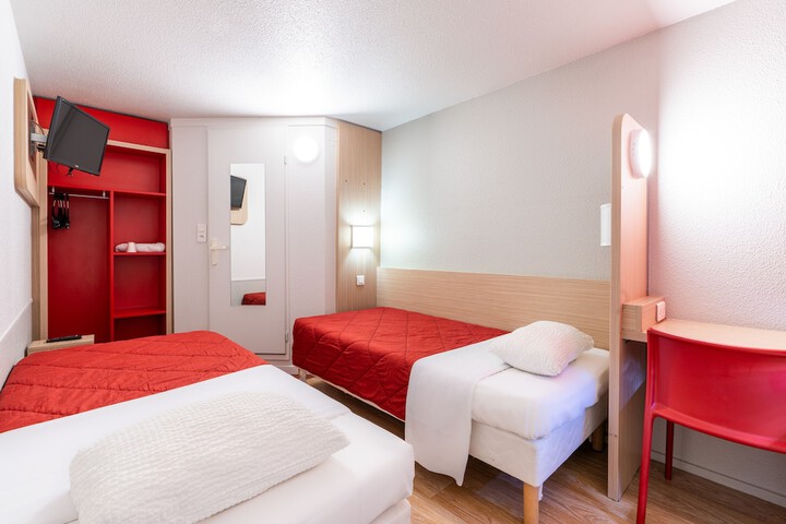 Room 12 of 56