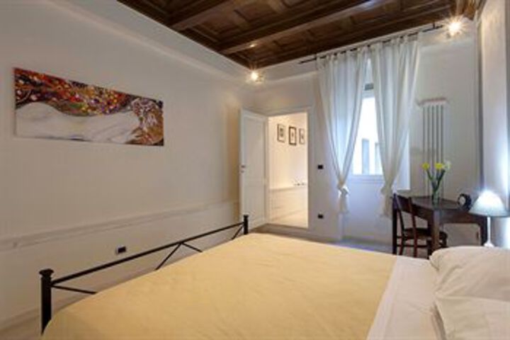 Room 100 of 166