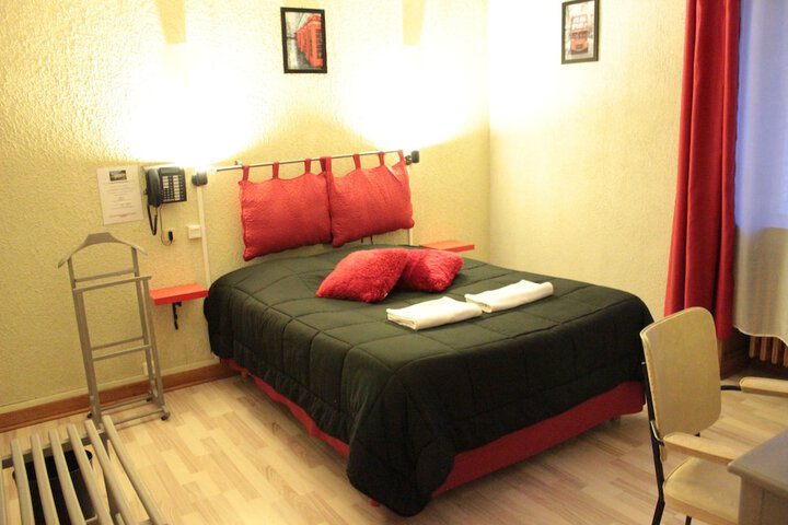Room 9 of 21
