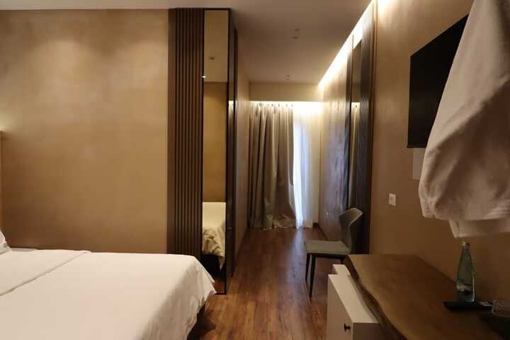 Room 29 of 112