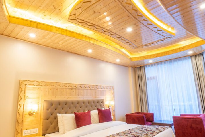 Room 42 of 98