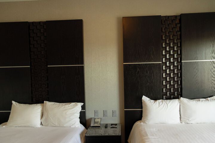Room 15 of 120
