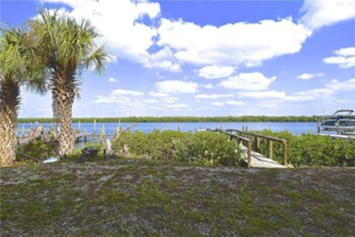 Property Grounds 9 of 18